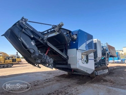 Side of used Kleemann Crusher